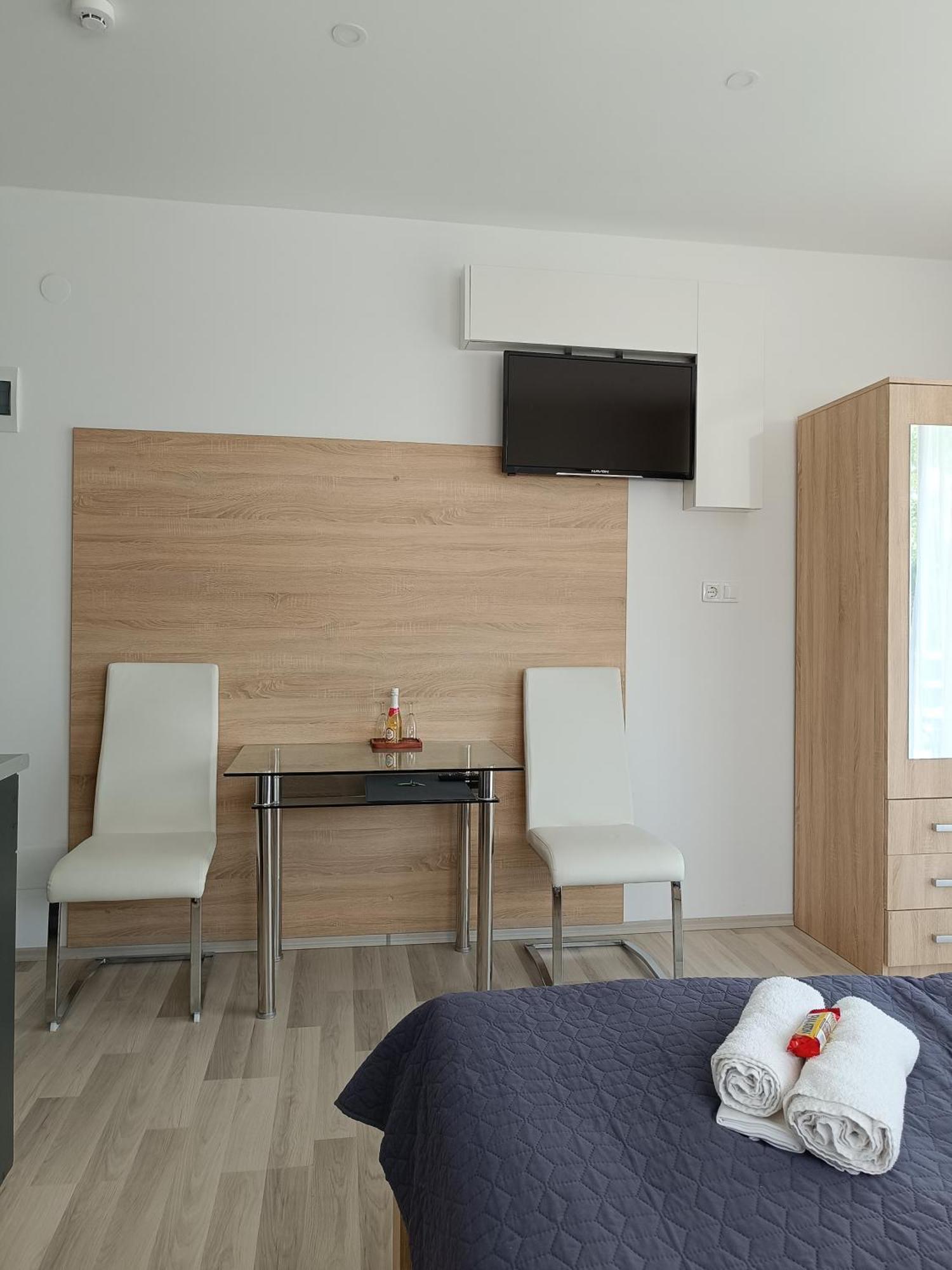 Ujhely Apartmanhaz Siófok Eksteriør bilde