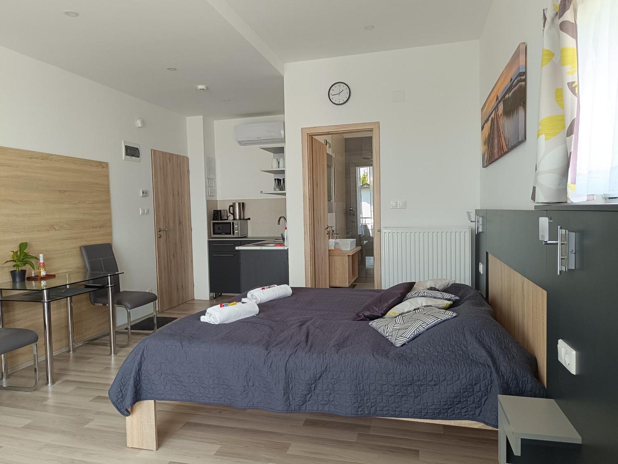 Ujhely Apartmanhaz Siófok Eksteriør bilde