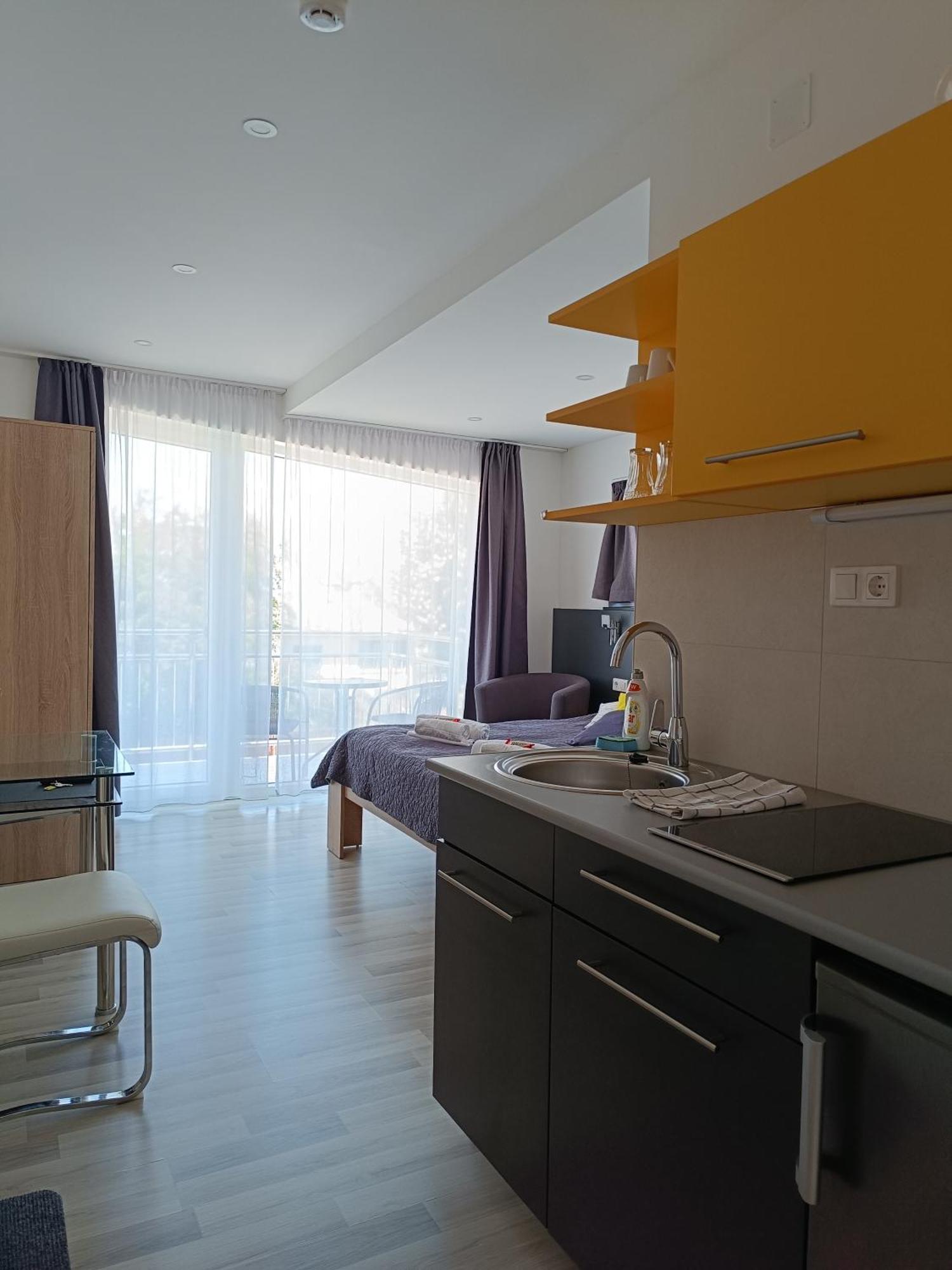 Ujhely Apartmanhaz Siófok Eksteriør bilde
