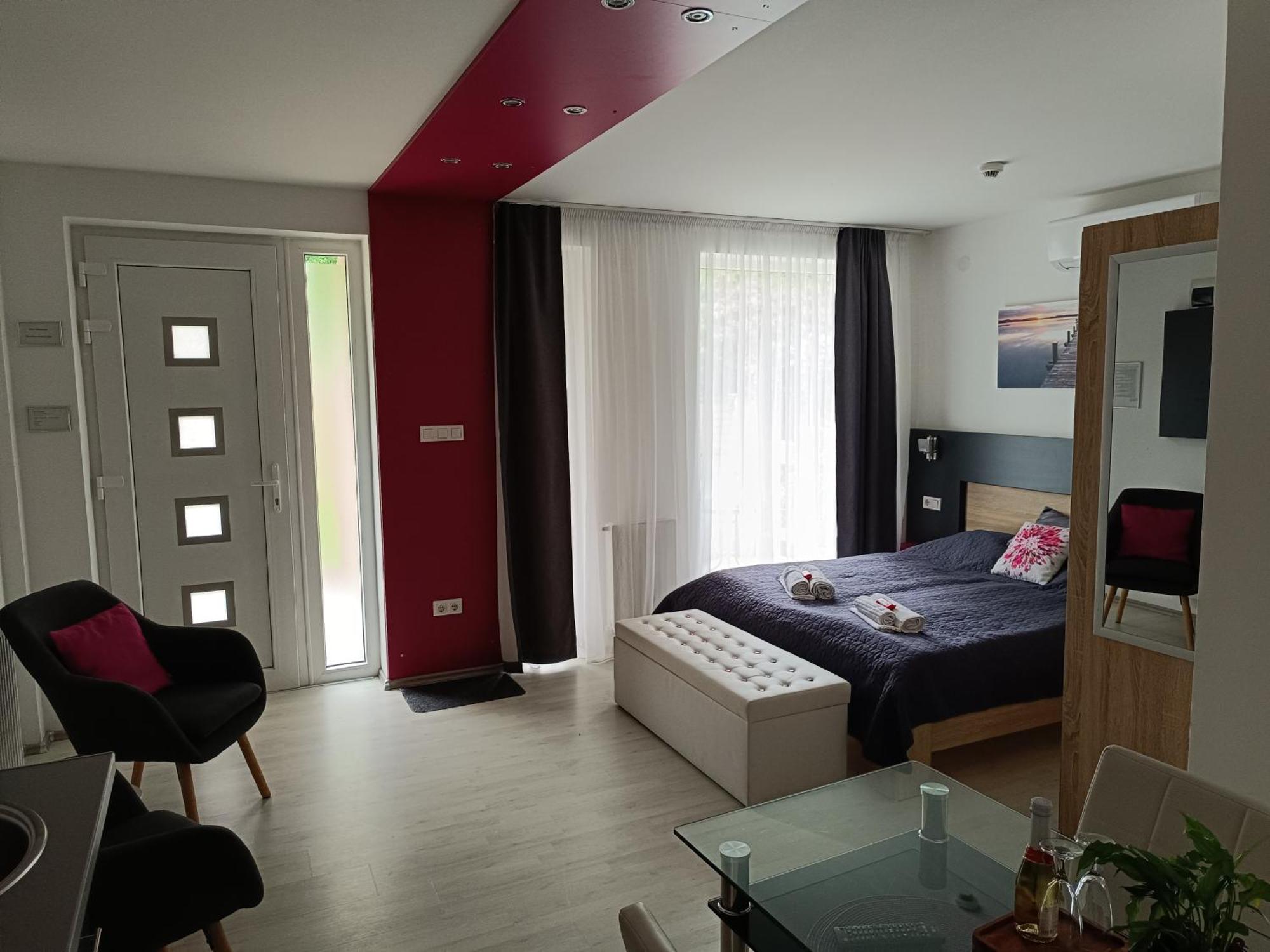 Ujhely Apartmanhaz Siófok Eksteriør bilde