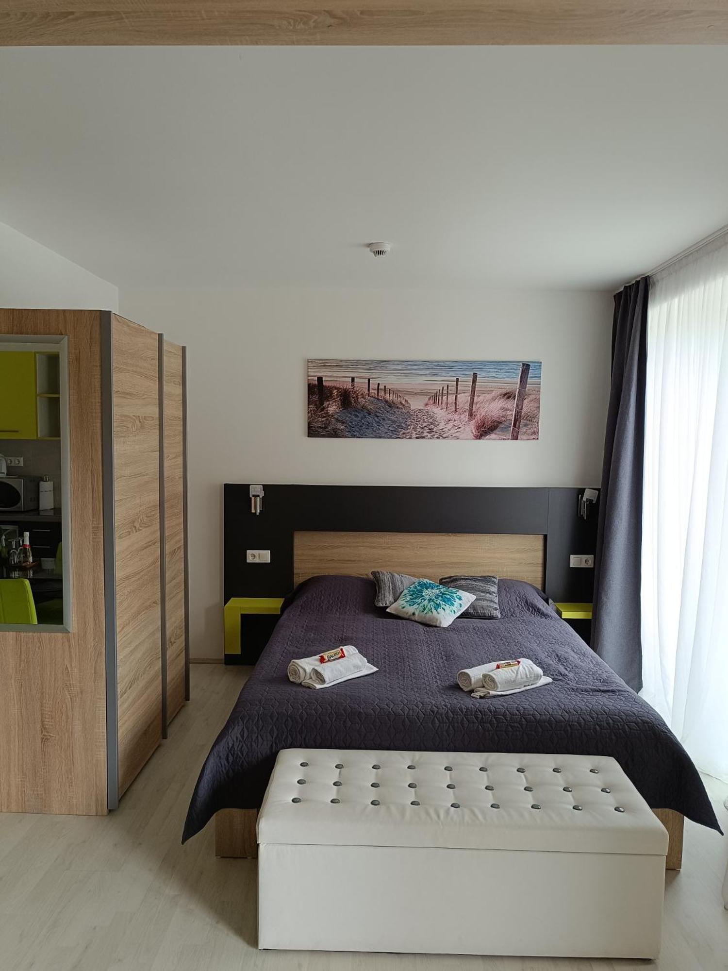 Ujhely Apartmanhaz Siófok Eksteriør bilde